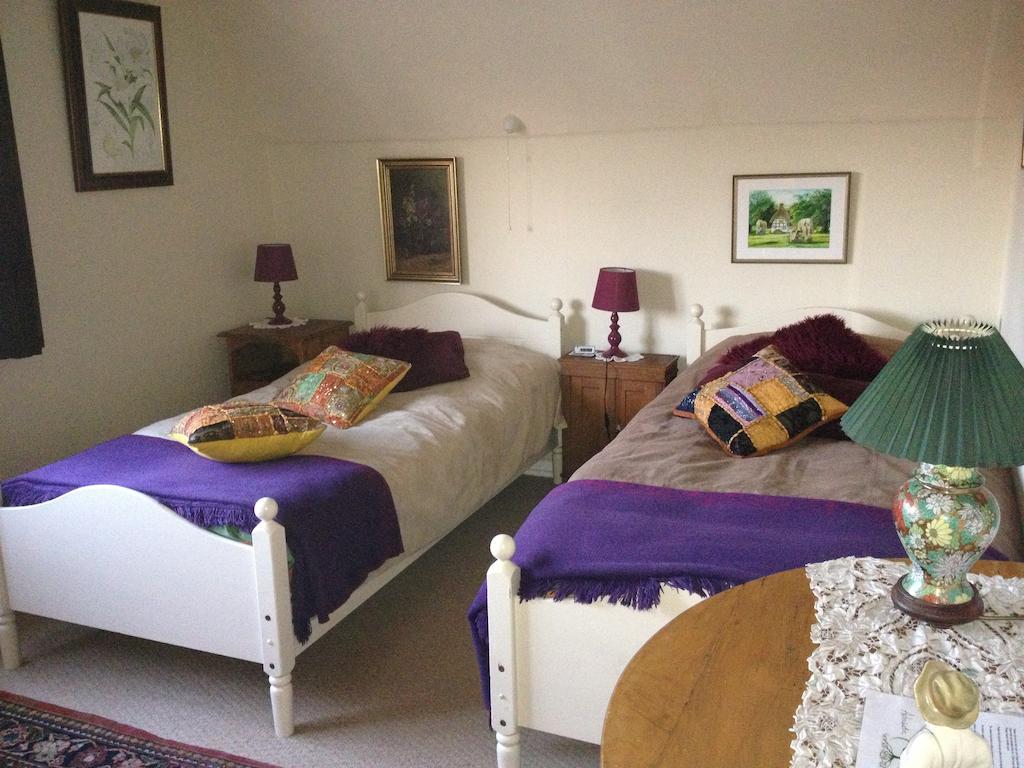 Avebury Life Bed and Breakfast Værelse billede